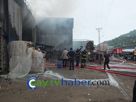 Rize'de Korkutan Yangın 5