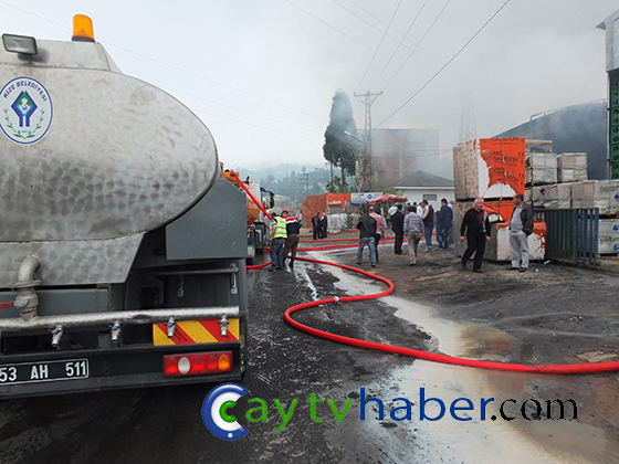 Rize'de Korkutan Yangın 8