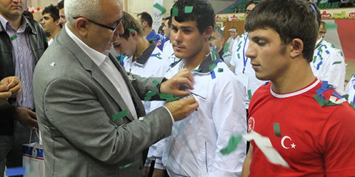 Rize'de Gençlik Şöleni