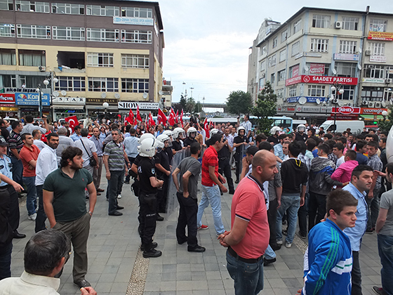 Rize'de Eylemcilere Büyük Tepki 10