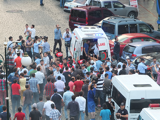 Rize'de Eylemcilere Büyük Tepki 24