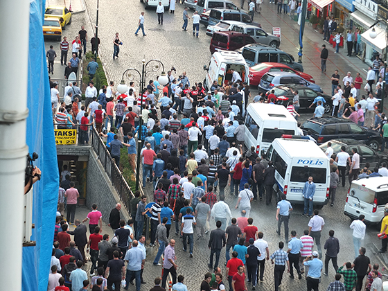 Rize'de Eylemcilere Büyük Tepki 25
