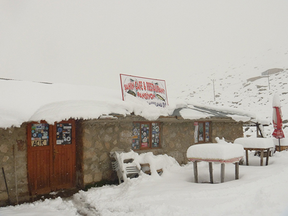 KAÇKARLAR BEYAZA BÜRÜNDÜ 3