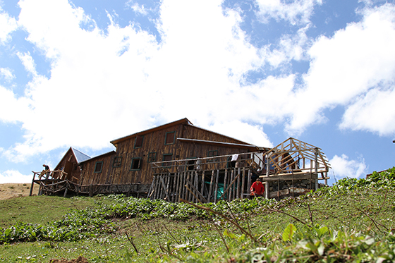 Gito Yaylası, güzelliğiyle büyülüyor 8