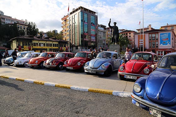 Rize'de vosvos tutkunları şehir turu attı 1