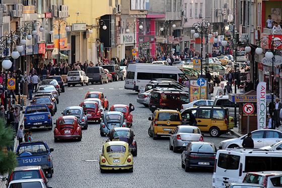 Rize'de vosvos tutkunları şehir turu attı 7