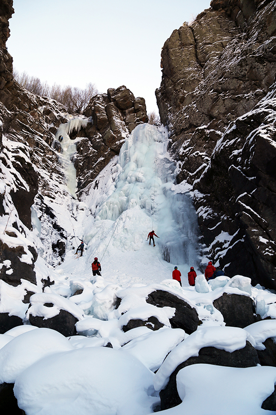 Türkiye'nin en uzun buz şelalesi keşfedildi 8