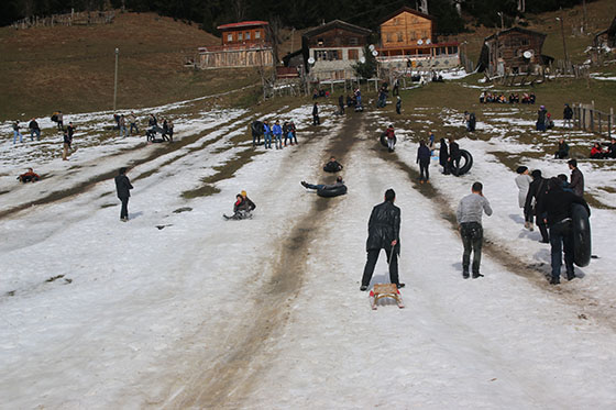 Ayder 8. Kardan Adam Festivali 4