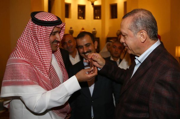 Erdoğan huzurda namaz kıldı 14