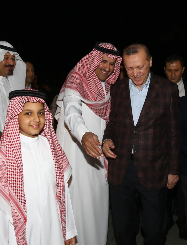 Erdoğan huzurda namaz kıldı 15