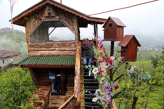 Rizeli Bunu Yaptı 'Ağaçkondu Konağı' 7