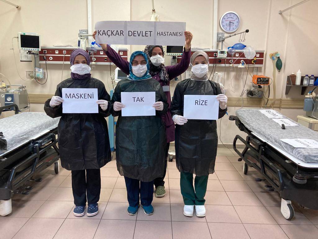 Sağlıkçılardan Rizelilere Çağrı: "Bizim için Kendini Koru Rize!" 3