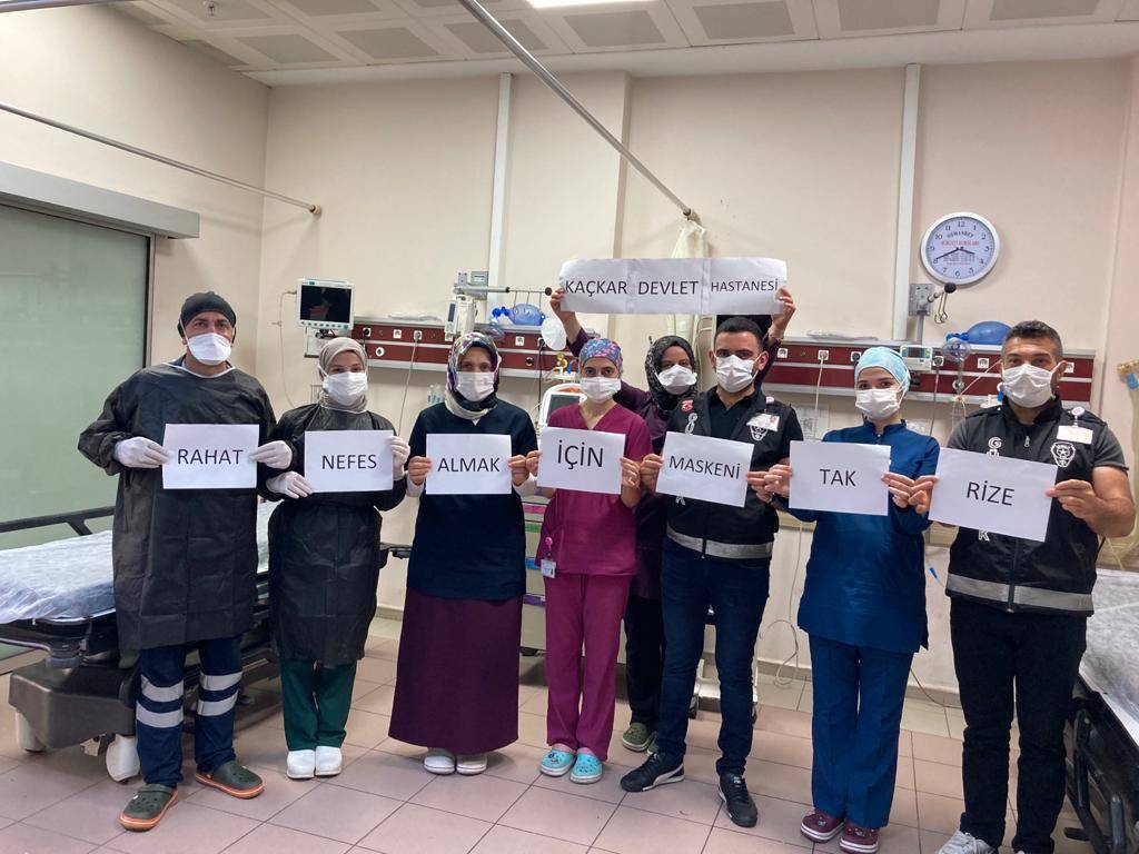 Sağlıkçılardan Rizelilere Çağrı: "Bizim için Kendini Koru Rize!" 4