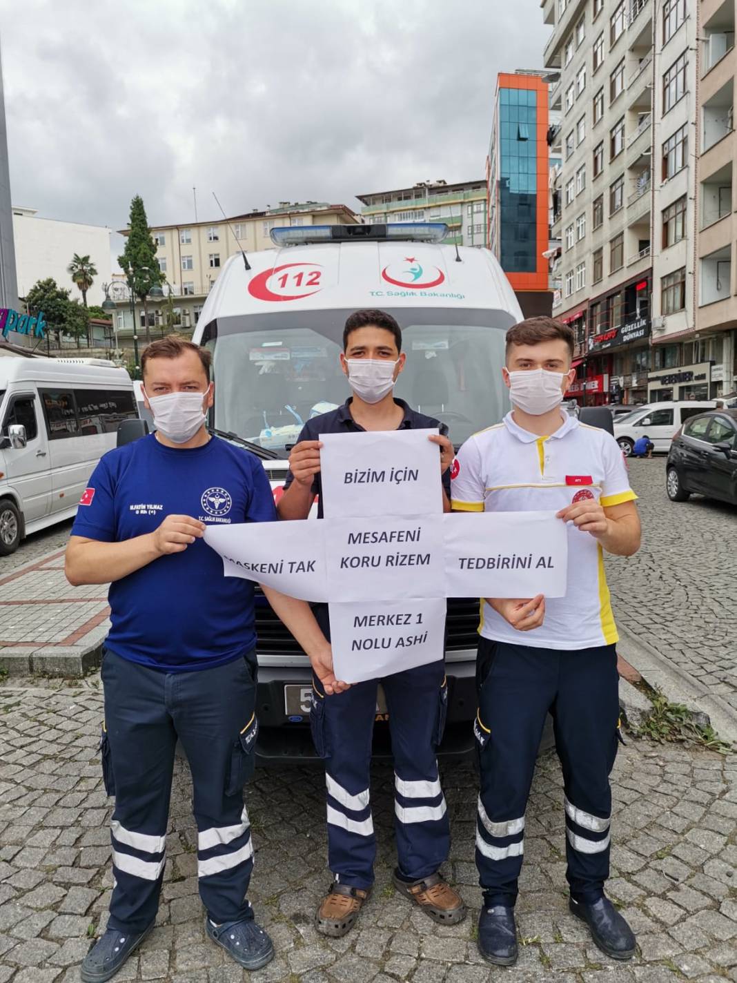 Sağlıkçılardan Rizelilere Çağrı: "Bizim için Kendini Koru Rize!" 6