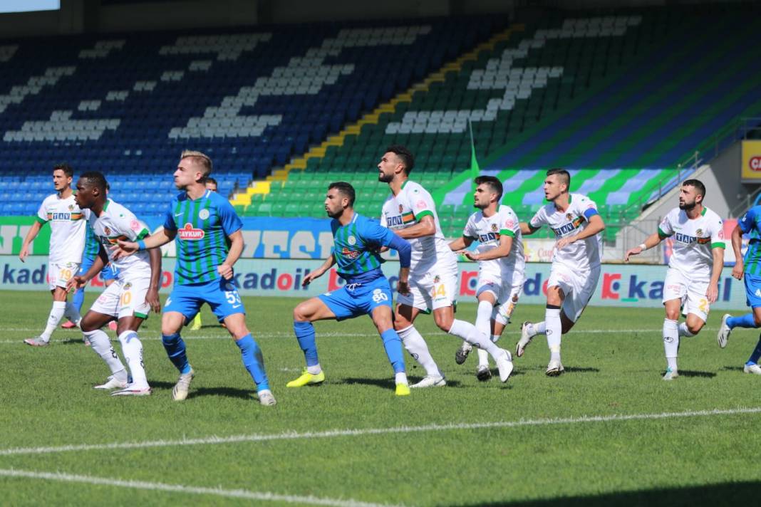 Süper Lig 2020-2021 Sezonu 3. Hafta: Çaykur Rizespor-Aytemiz Alanyaspor 9