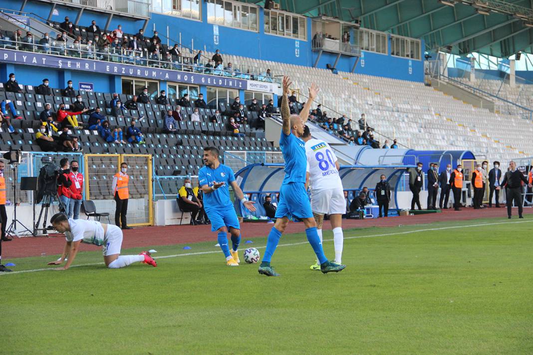 Rizespor, Erzurum'dan 1 Puanla Dönüyor 9