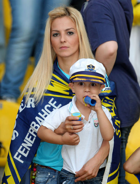 Bütün Kızlar Toplandı 4