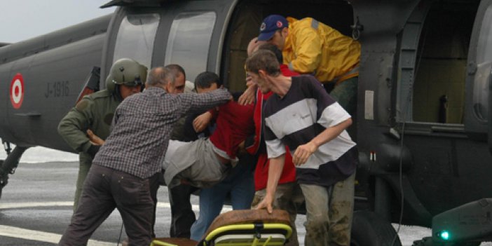 11 Kişi Helikopter İle Kurtarıldı