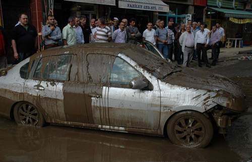 32 Araç Çıkarıldı 1