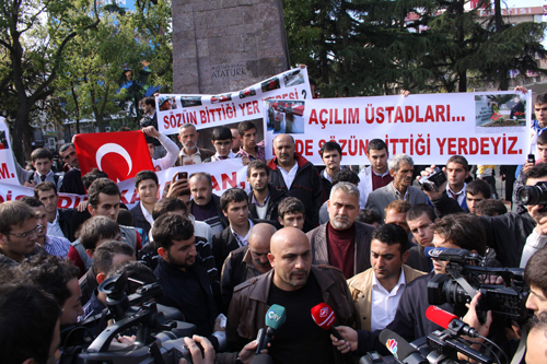 Trabzon şehitlerimiz için yürüdü 1