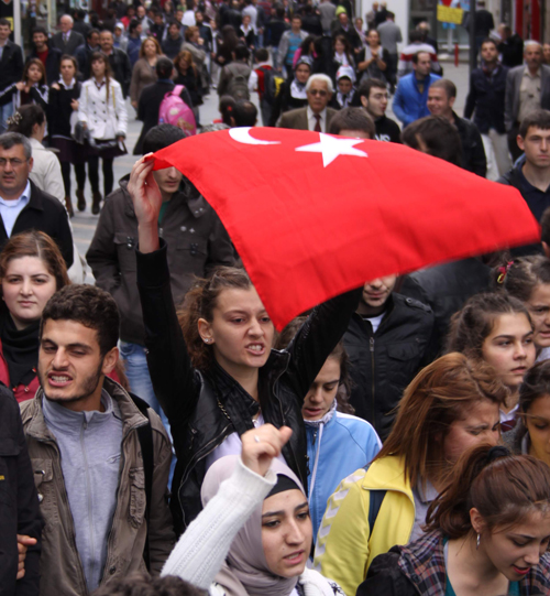 Trabzon şehitlerimiz için yürüdü 6