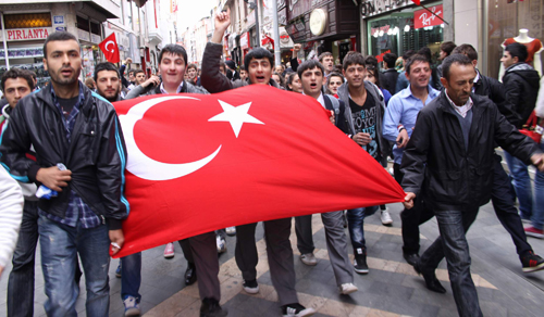 Trabzon şehitlerimiz için yürüdü 7