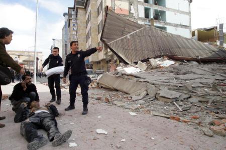 Van'da Deprem 7
