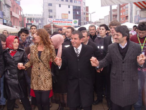 Esenler 3. Hamsi ve Horon Festivali 3