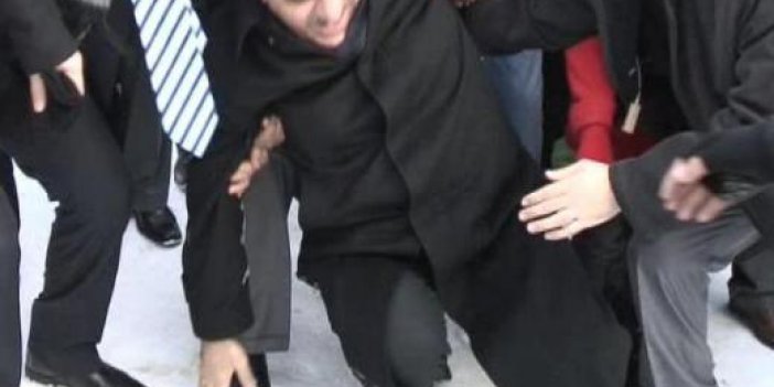 Bakan Yazıcı Böyle Düştü