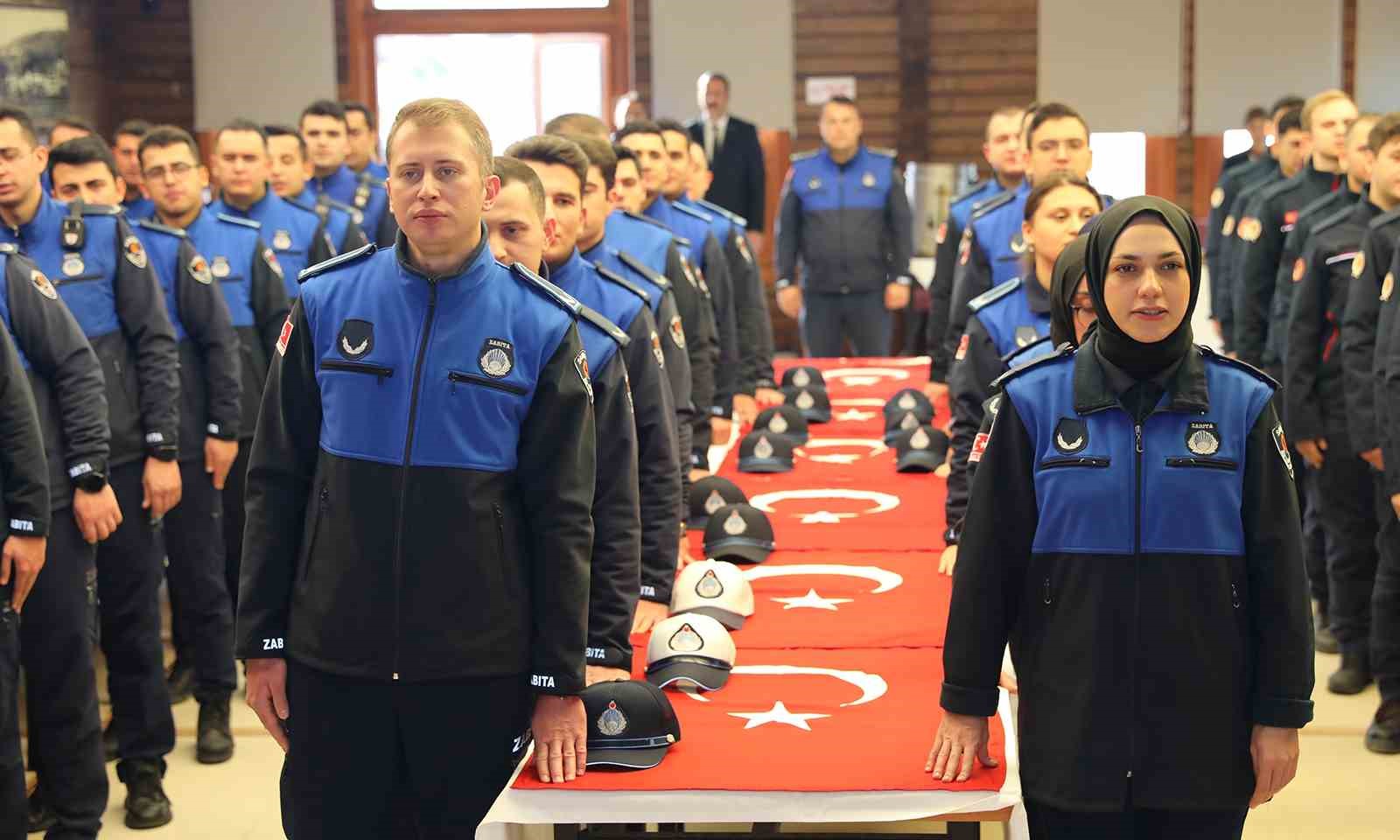 SAMSUN BÜYÜKŞEHİR BELEDİYESİ'NDE İLK DEFA AÇIKTAN ATAMA YOLUYLA ATANAN VE ADAY MEMURLUK SÜRECİ TAMAMLANAN 71 İTFAİYE VE ZABITA PERSONELİ BUGÜN DÜZENLENEN TÖRENLE YEMİN EDEREK ASLİ DEVLET MEMURLUĞUNA ATANDI