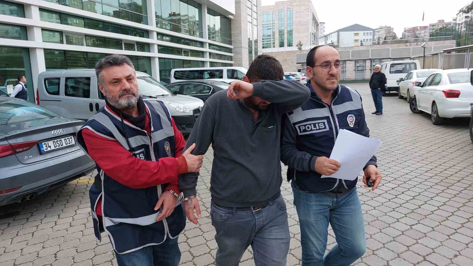 SAMSUN'DA 2 ÇOCUK ANNESİ AZERBAYCAN UYRUKLU EŞİNİ DARP EDEREK KOLUNU KIRDIĞI İDDİASIYLA GÖZALTINA ALINAN S.A. , ÇIKARILDIĞI MAHKEMECE TUTUKLANDI