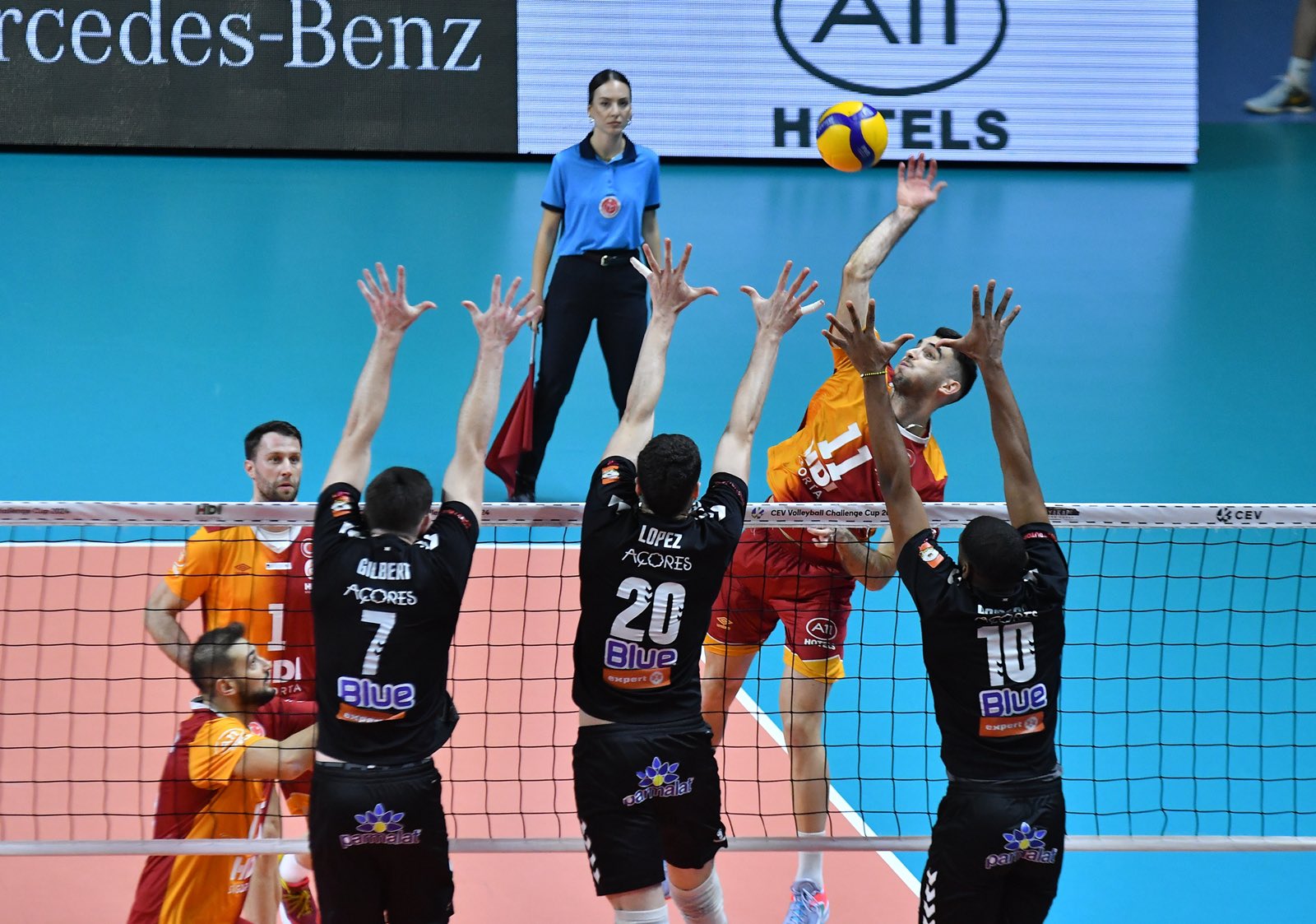 Galatasaray HDI Sigorta, 2024 CEV Challenge Kupası yarı finalde