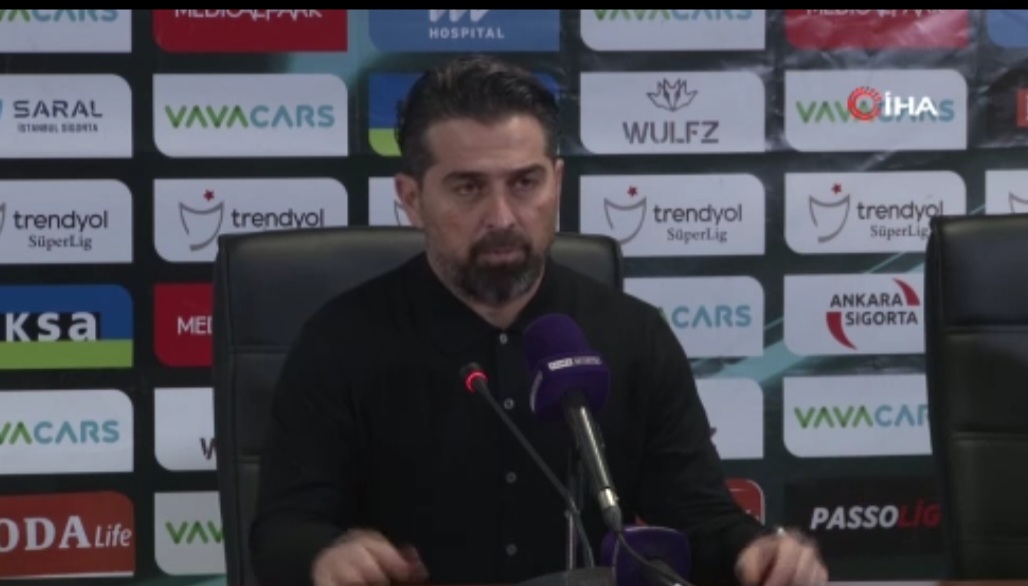 İlhan Palut ; İyi bir maç kazanmanın takımın üzerinde mental rahatlığa sahiptik