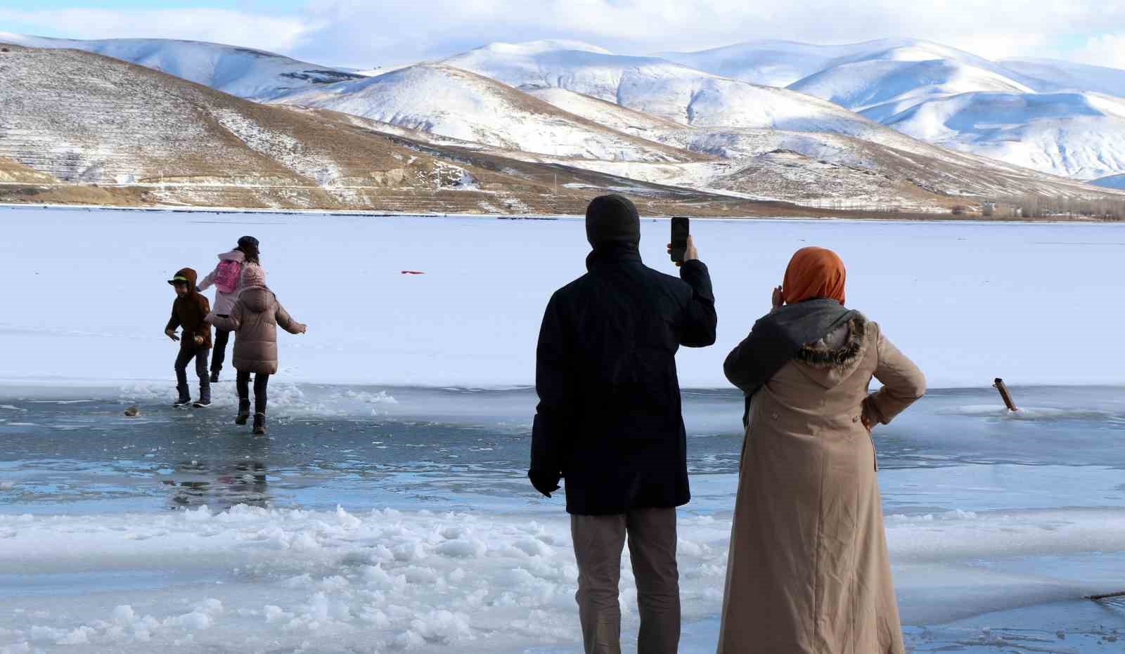 Bayburt’ta Dondurucu Soğuklar Etkili Oluyor