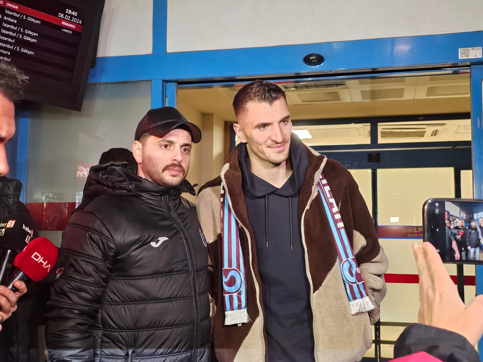Trabzonspor bombayı patlattı. Thomas Meunier, Trabzon’da
