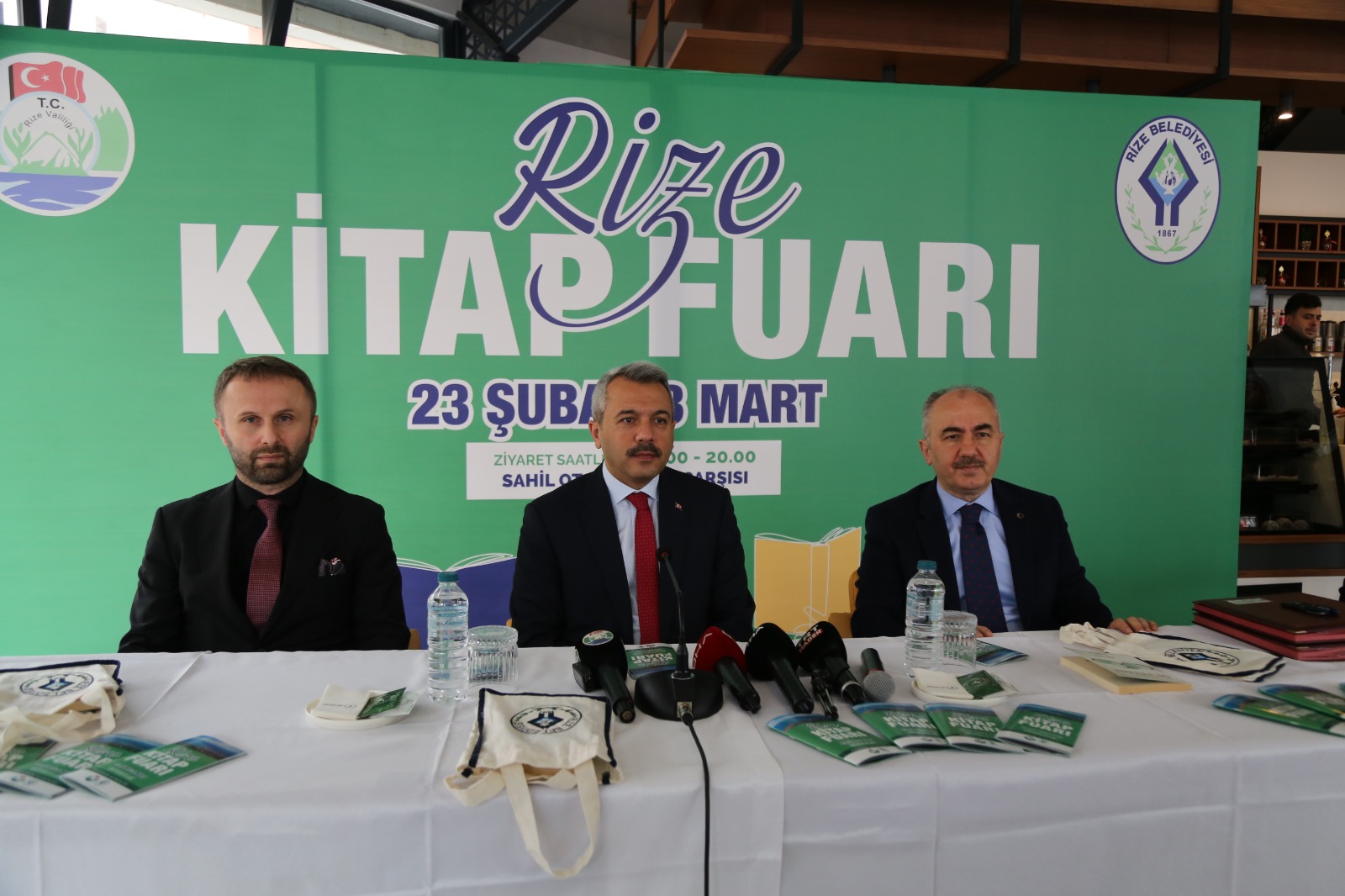 Rize Kitap Fuarı 23 Şubat'ta Sahil Otoparkı'nda açılıyor