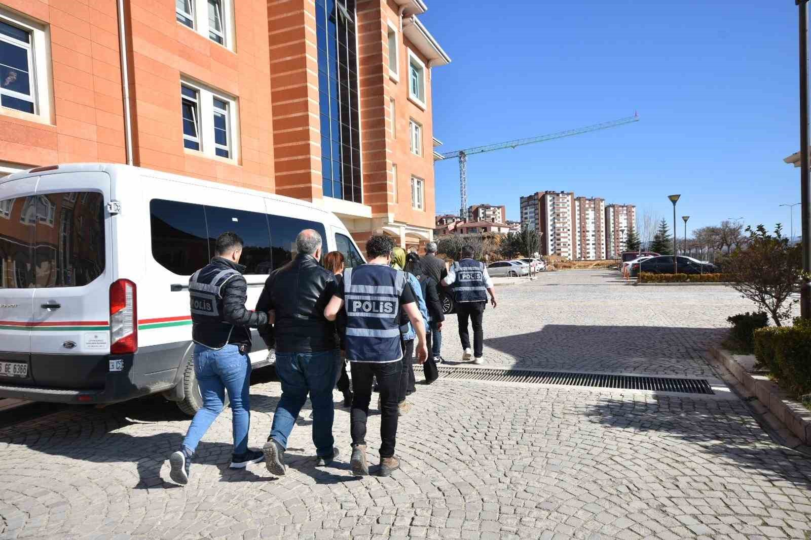 Kastamonu’da Fuhuş Operasyonu: 3 Kişiden 2'si tutuklandı