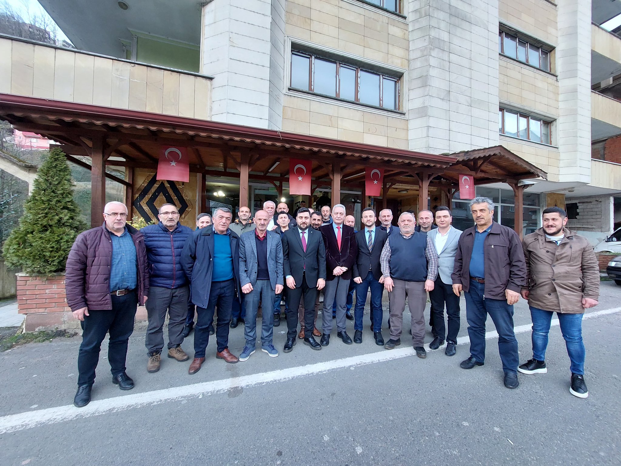 Ak Parti Rize il genel meclisi adayları sahada