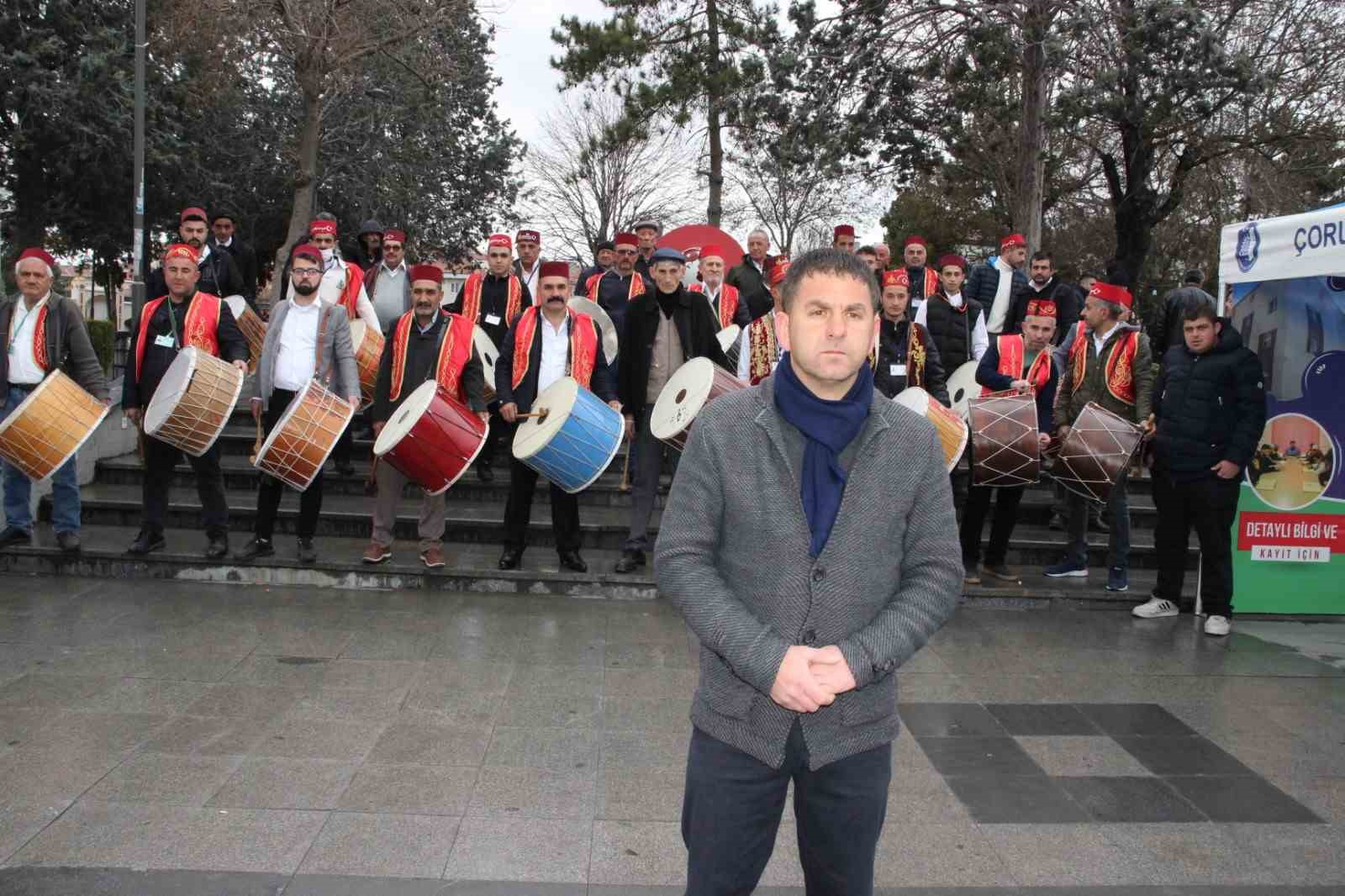 Çorum’da Davulculara Bahşiş Yasağı Getirildi