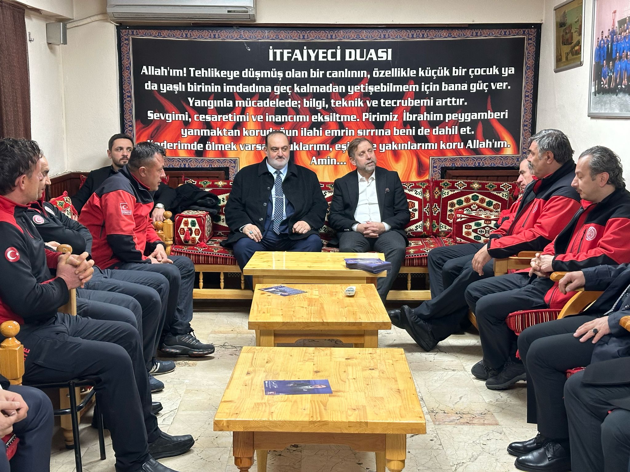 Yeniden Refah Partisi'nin Belediye Başkan adayı Cemil Çolak Seçim çalışmalarına devam ediyor