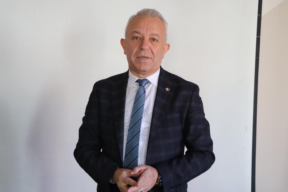 Dernekten Sürücülere Bayram Uyarısı: "bayramınız Kemerli Olsun"
