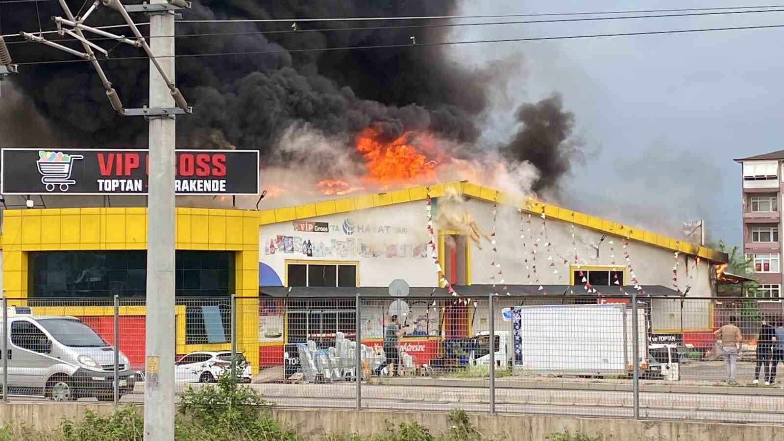 İzmit’te Büyük Yangın