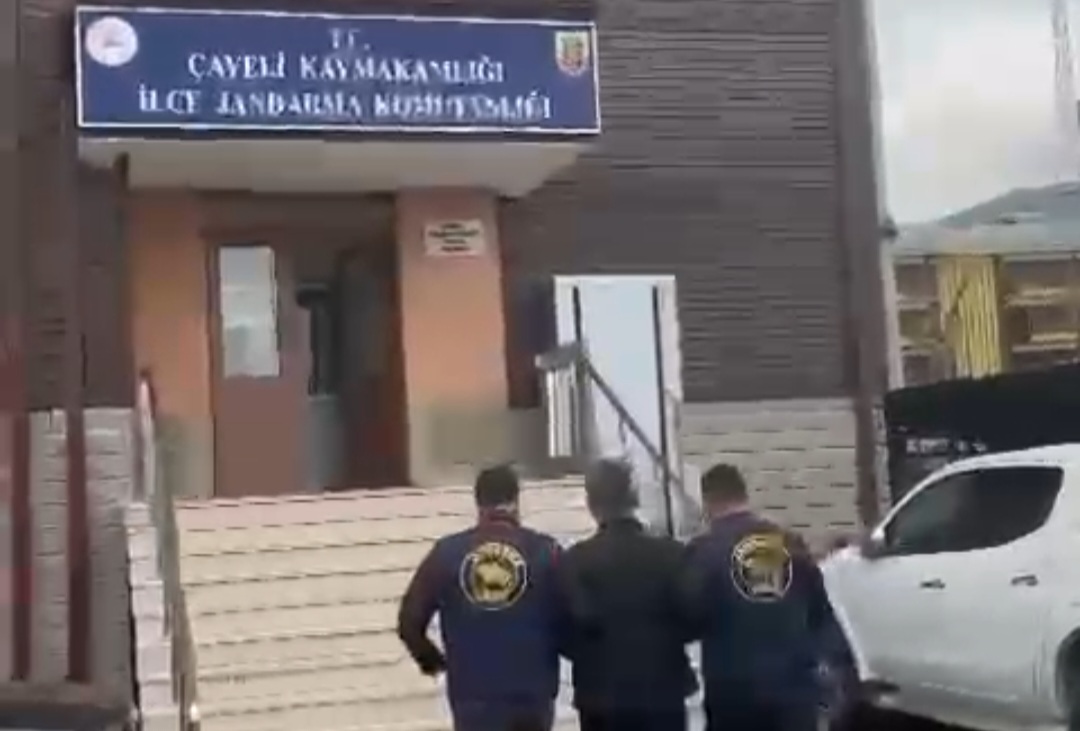 Rize Çayeli'nde alacak verecek meselesinde 1 kişi hayatını kaybetti