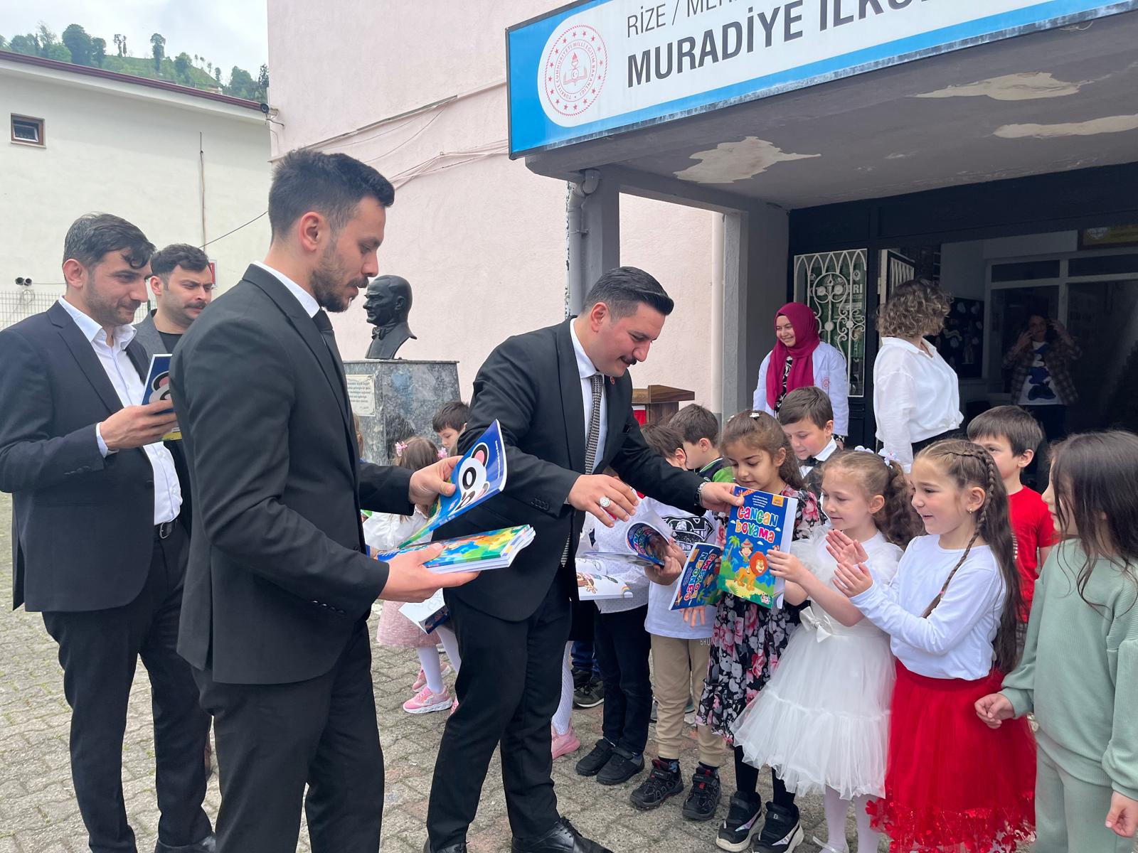 Rize Ülkü Ocakları'ndan 23 Nisan Etkinliği