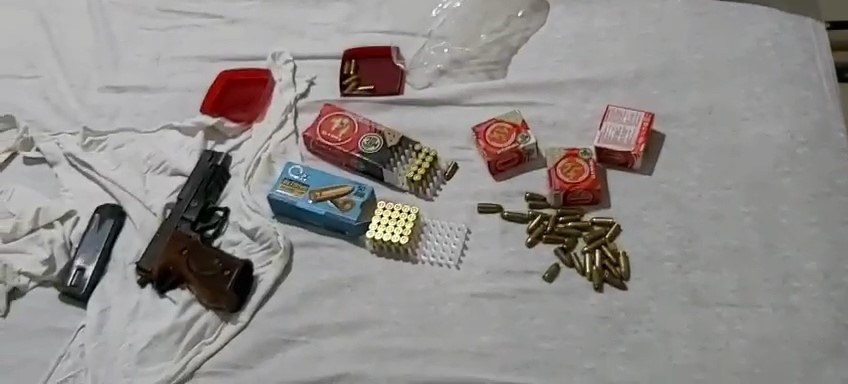 Samsun’da 2 Kişi 5 Adet Tabancayla Yakalandı