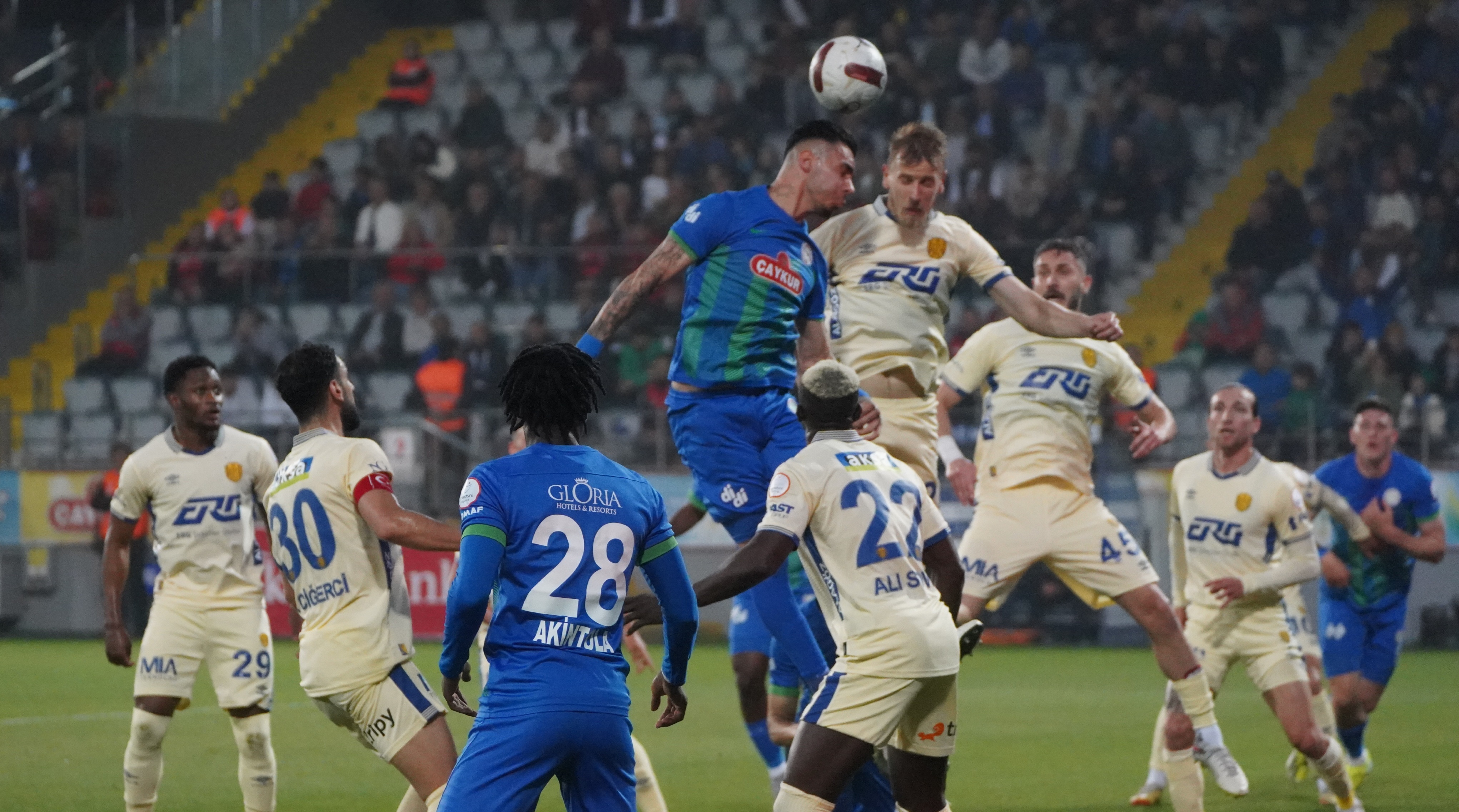 Ç.Rizespor 90 + 9'da yıkıldı. Ç.Rizespor 2 - 2 Ankaragücü