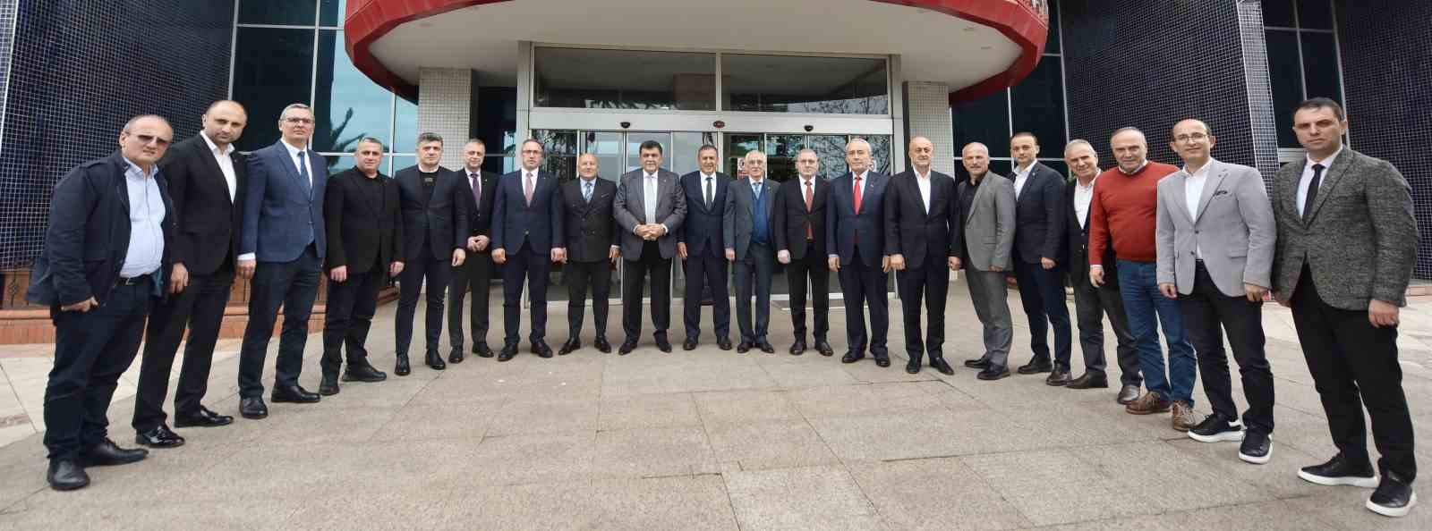Samsun-Sarp Demiryolu İçin Doğu Karadeniz Demiryolu Platformu İçin Bir Araya Geldiler