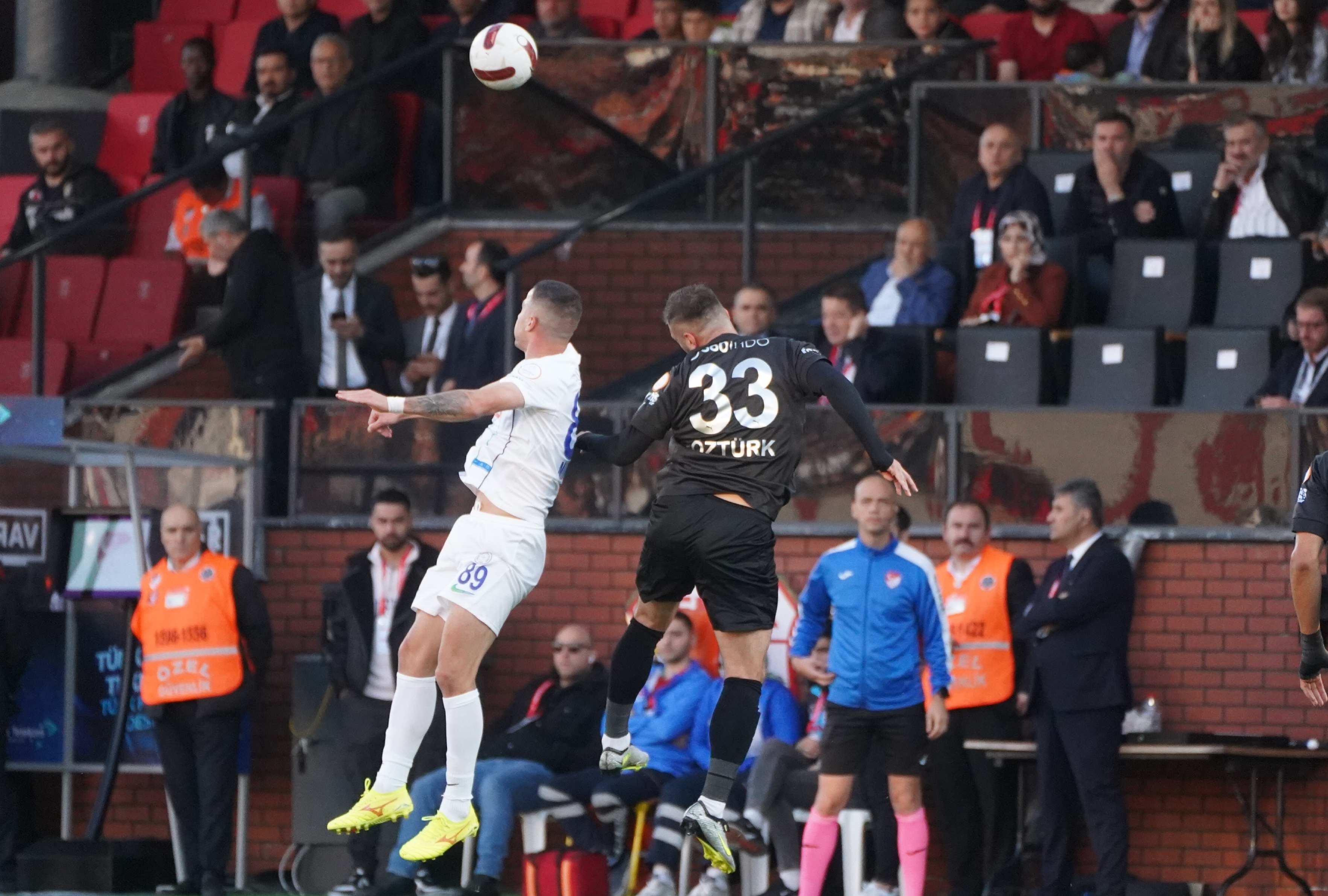 Ç.RİZESPOR DEPLASMANDA SİMTAŞ YAPI PENDİKSPOR'A 2 - 1 MAĞLUP OLDU