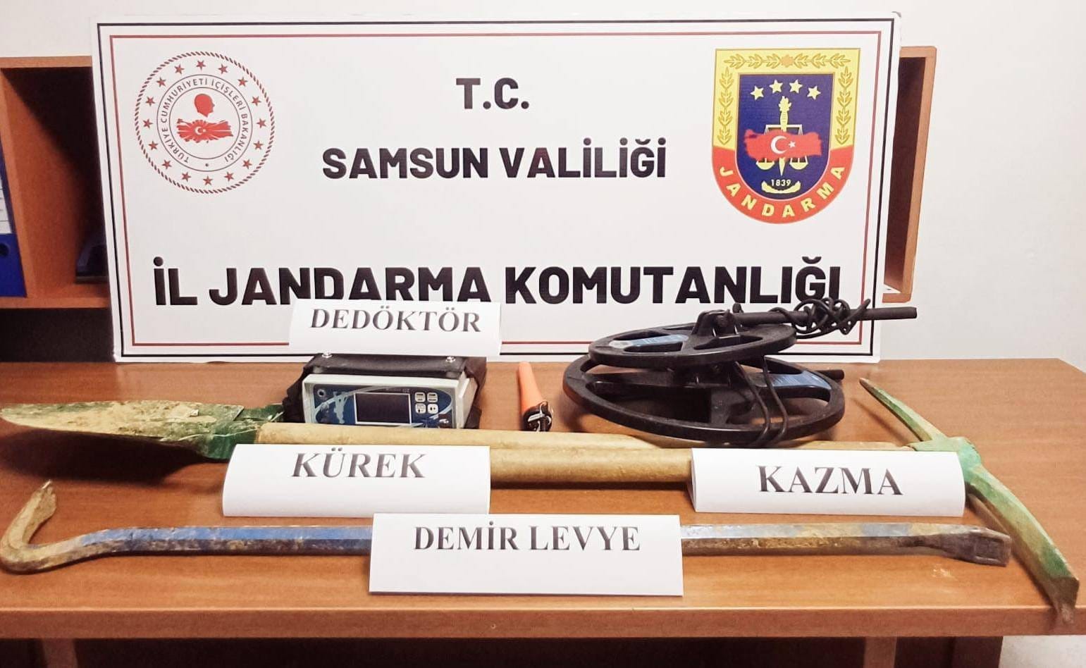 Sit Alanında Kaçak Kazı Yapan 5 Kişi Yakalandı