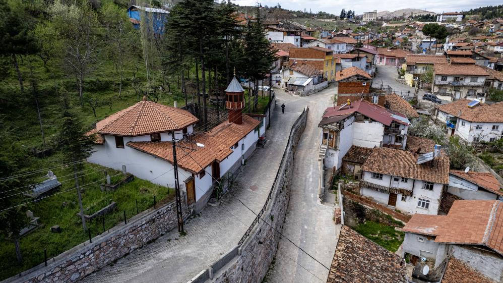 Tokat’ta 660 Yıllık Ahi Paşa Camii Göz Kamaştırıyor